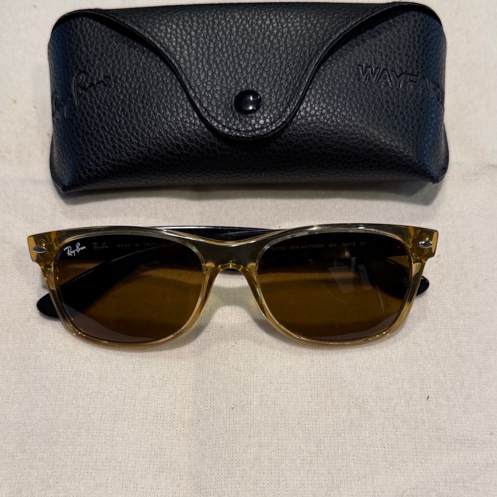 Ray-Ban Wayfarer Sunglasses in Honey Brown and Brown Lenses